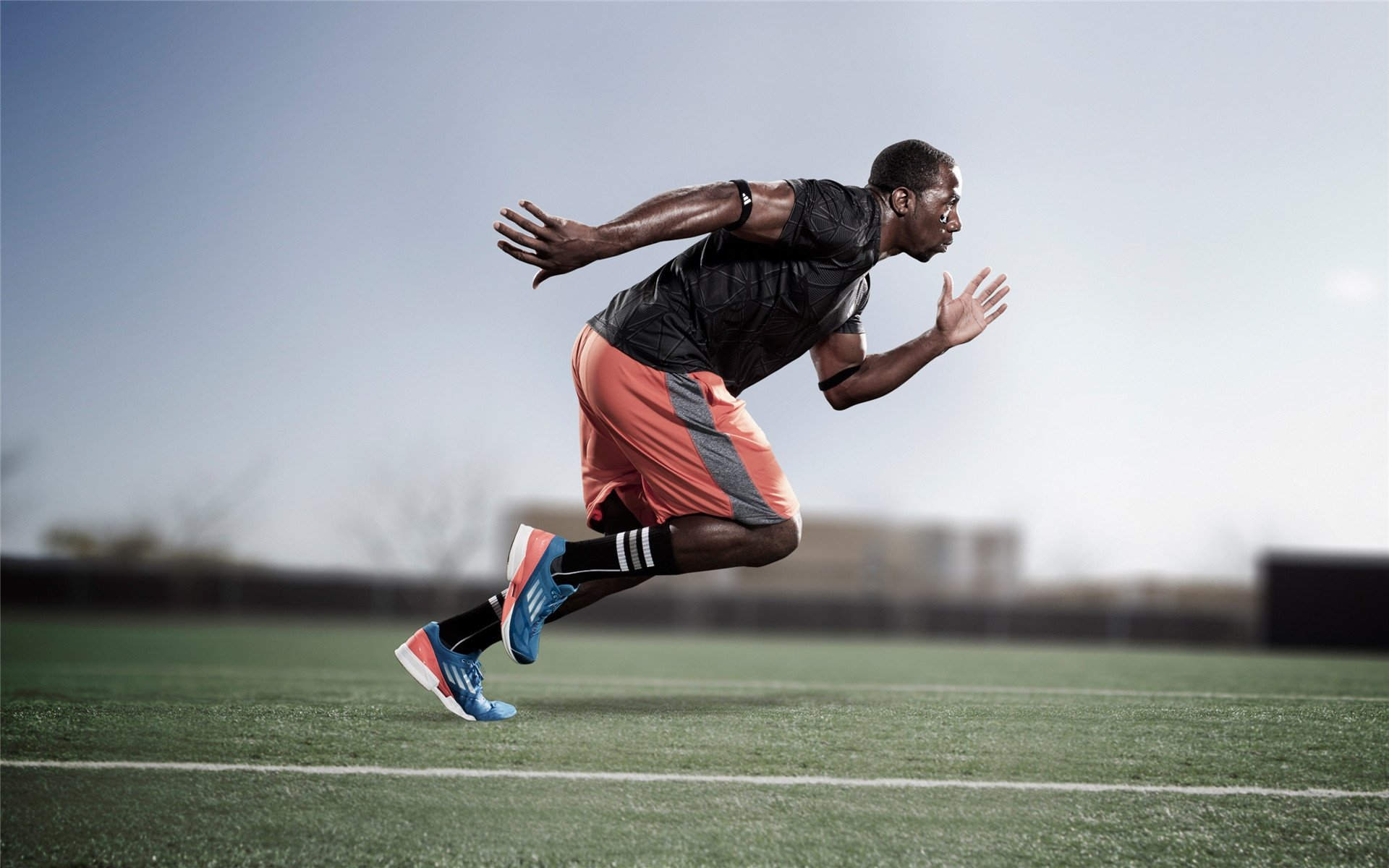 欧洲杯倒数第二秒:奇迹时刻永驻心中,欧洲杯倒计时100天,最大规模足坛盛宴只待如期