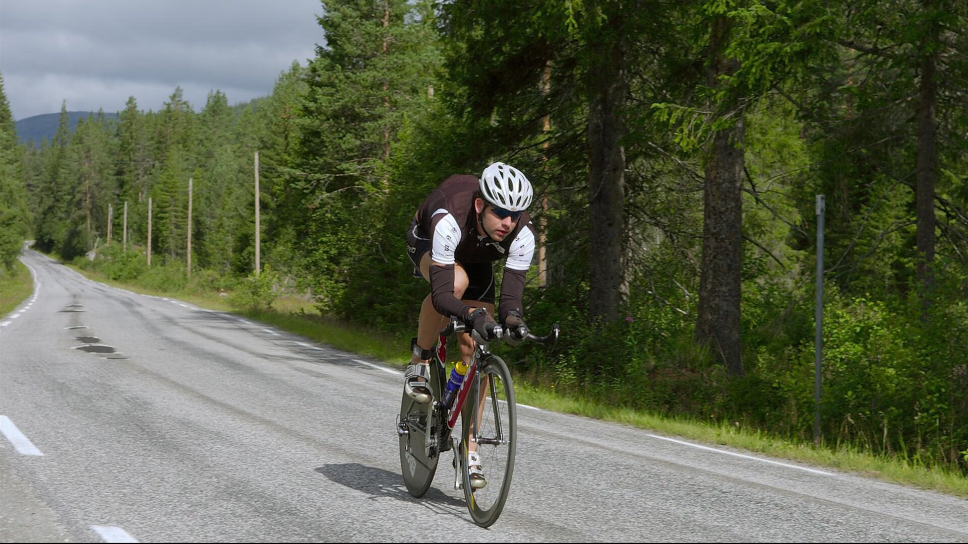 足球运动与机器人结合，开启未来比赛新体验，足球机器人比赛教学